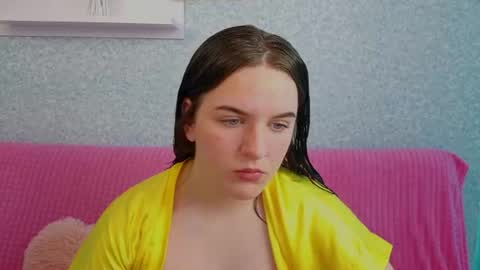 Valeria online show from June 18, 6:52 am