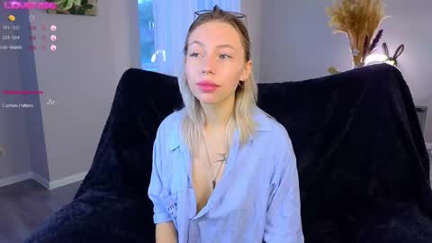 Kelly online show from October 4, 2:48 pm