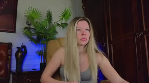 Luna Rishi online show from April 13, 6:17 am