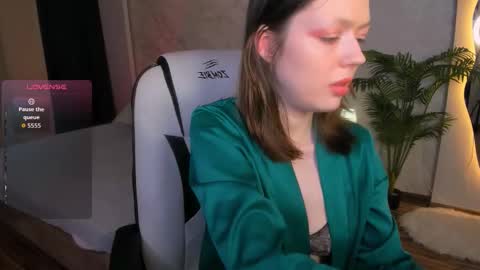 Lily online show from February 13, 6:17 am