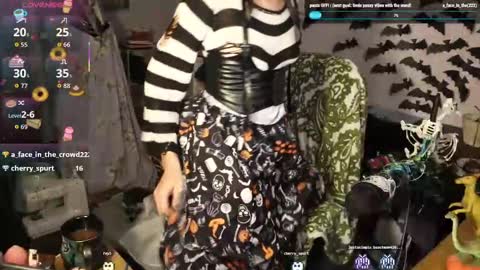 ..LunaSparkles. online show from November 1, 5:39 am