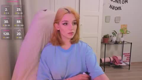 Kate online show from January 9, 3:28 pm