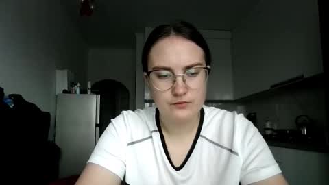 lunavelvet3 online show from November 4, 1:34 pm