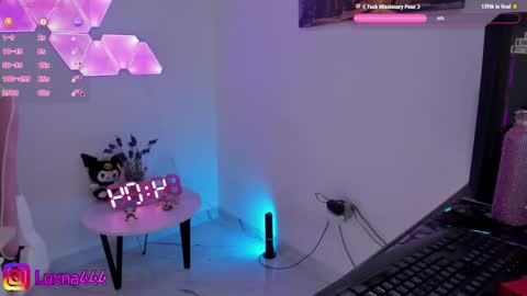   online show from March 24, 7:09 pm