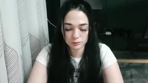 Snapshot of lunikdarya chatting on October 13, 8:11 pm lunikdarya online show from October 13, 8:11 pm
