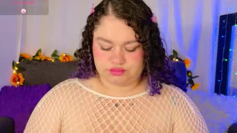 L U N I T A  online show from February 7, 7:22 am