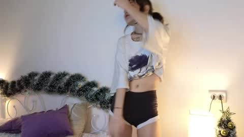 luomay online show from December 11, 2:00 pm