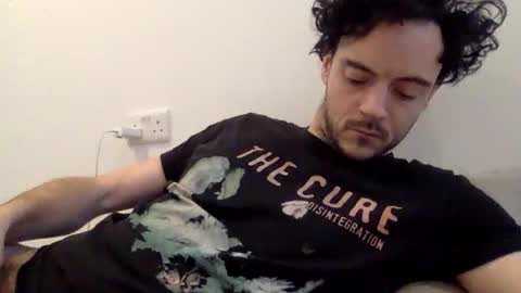 Snapshot of lupine_666 chatting on December 10, 9:23 am Lupine online show from December 10, 9:23 am