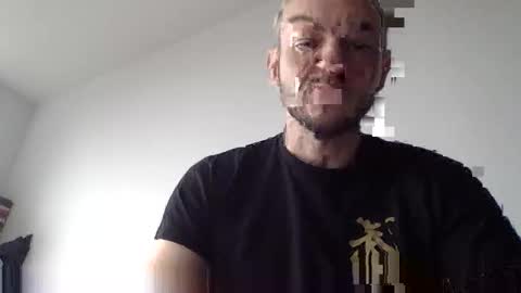 Snapshot of lupine_666 chatting on October 19, 11:04 am Lupine online show from October 19, 11:04 am