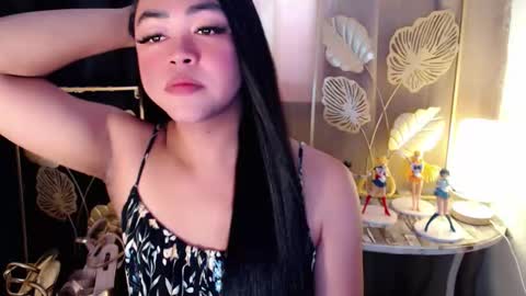 Trina online show from April 21, 1:42 am