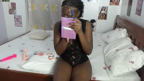 lusty_lana online show from January 17, 2:43 am