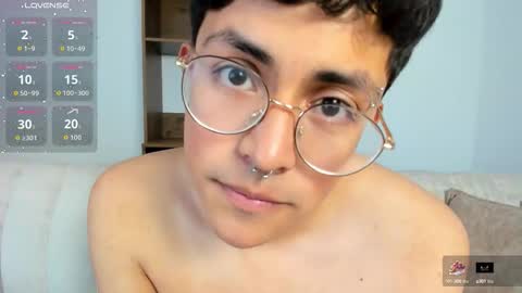 Snapshot of lustyguy18 chatting on October 20, 4:45 pm Ander online show from October 20, 4:45 pm