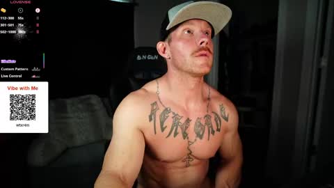 luther_daddy online show from June 5, 6:46 pm