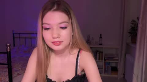 luv_jess online show from January 28, 2:43 am