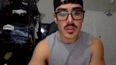 luvrboy77 online show from June 9, 4:56 am