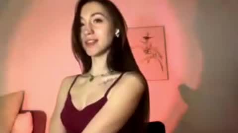 Melissa online show from April 22, 6:15 pm