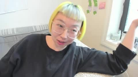 LuxGray online show from March 27, 9:05 pm