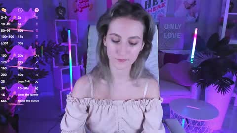 Ray online show from September 9, 6:08 pm