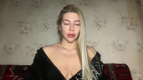 LuxSonyaStar online show from December 21, 12:55 pm