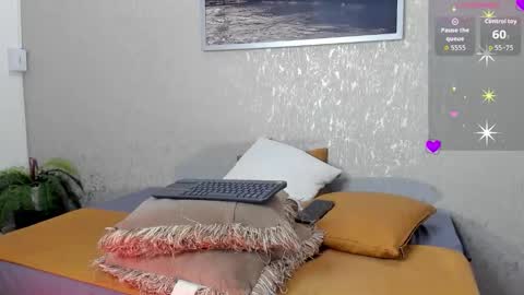    online show from November 15, 5:09 am