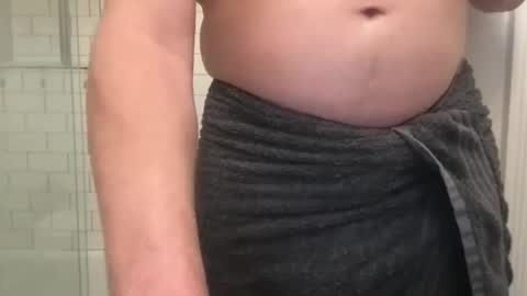 lvguynextdoor440656 online show from November 5, 4:25 am