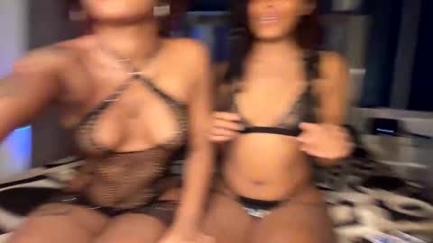 lyaandkassandra online show from December 29, 3:54 am