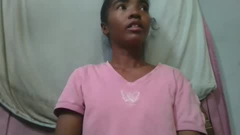 lydie856696 online show from May 24, 3:03 am