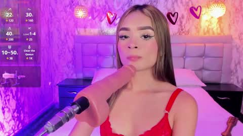 Snapshot of lyen_rae chatting on February 27, 8:09 pm Lyen Rae  online show from February 27, 8:09 pm