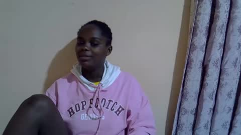 lyn_anna online show from October 28, 2:51 pm
