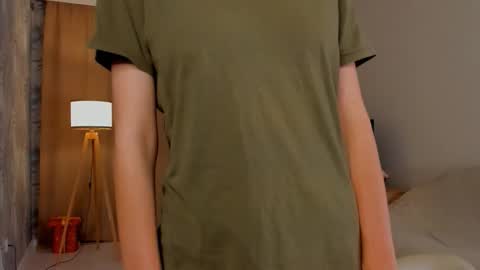 Sara online show from September 19, 4:22 pm