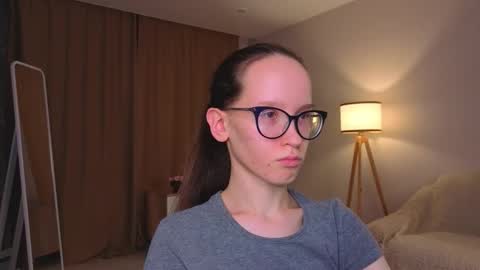 Sara online show from December 14, 8:37 pm