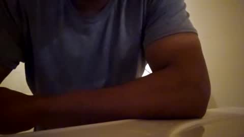 Lyon online show from December 31, 12:15 pm