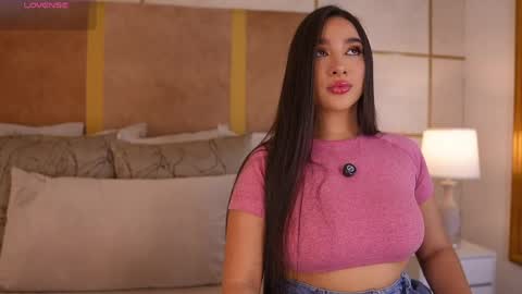    online show from April 4, 10:33 am