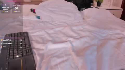 Lyssa  Everyday From 0700 to 1630 Col Time online show from September 25, 5:42 pm