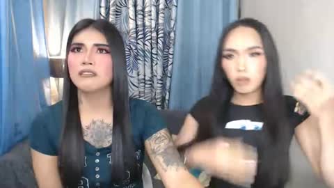 lytatto_lashes online show from June 14, 1:46 pm