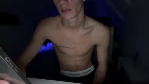  NEW   Leo  lz britboy online show from February 4, 10:24 pm