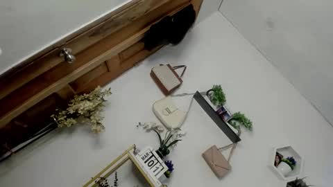 Janelovesu online show from March 1, 1:10 am