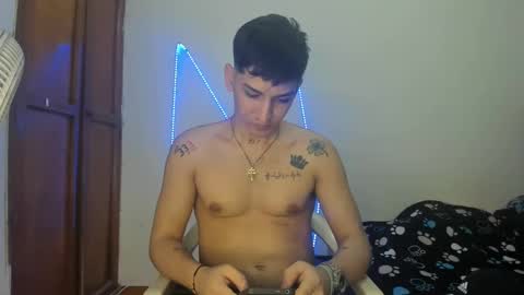 itgram pezlo josue online show from September 27, 2:09 am