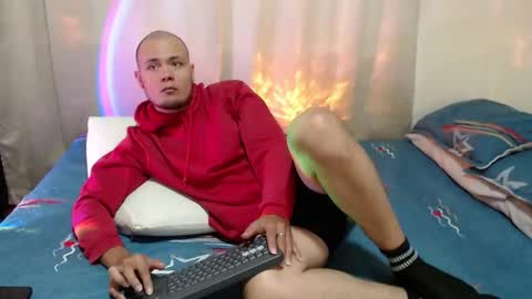   online show from February 6, 12:30 pm