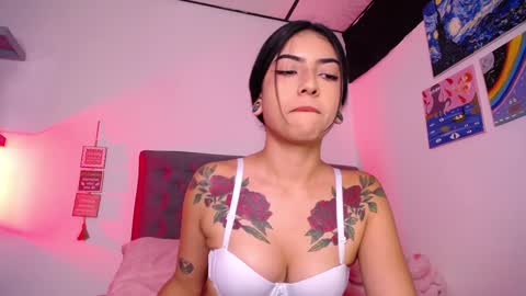 macarena_ale online show from December 25, 10:16 pm