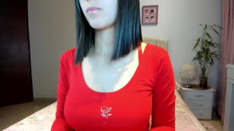 Snapshot of macarena_vallejo_ chatting on October 28, 4:13 am Macarena online show from October 28, 4:13 am