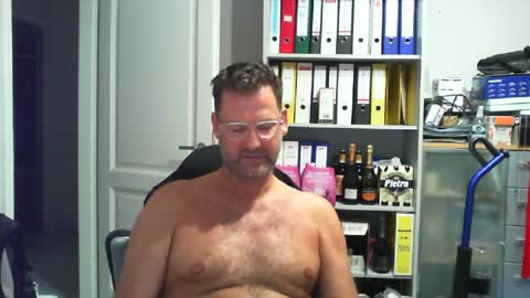 macfly67 online show from July 23, 9:34 pm