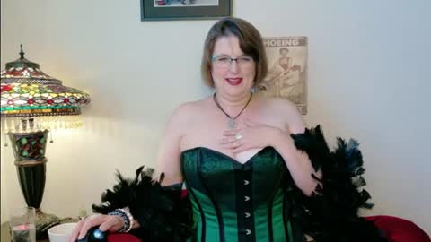 Madam Verity online show from June 17, 10:15 pm