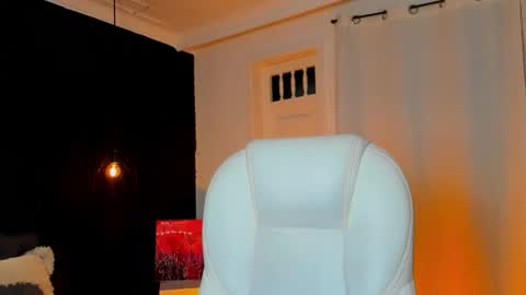  madame lilith  online show from November 5, 11:12 am