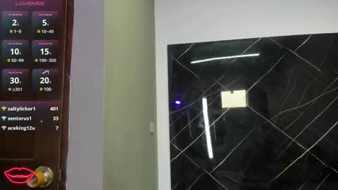 maddie 09 online show from March 4, 3:04 pm