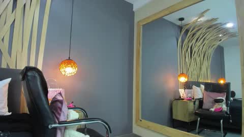 Madisson online show from March 24, 2:12 pm