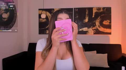 Maddison online show from October 16, 8:40 pm