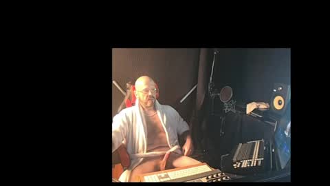 maddox840 online show from April 28, 5:17 pm