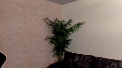 Snapshot of maddox_santana chatting on December 3, 1:03 am Maddox Santana online show from December 3, 1:03 am