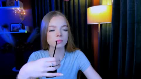 maddy moah online show from April 20, 4:48 am